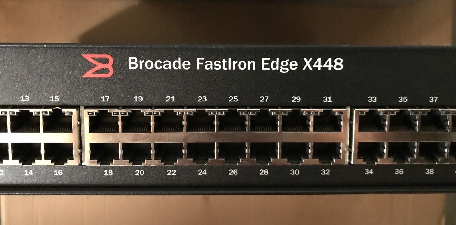 Foundry Switch FastIron Edge X448 48Ports