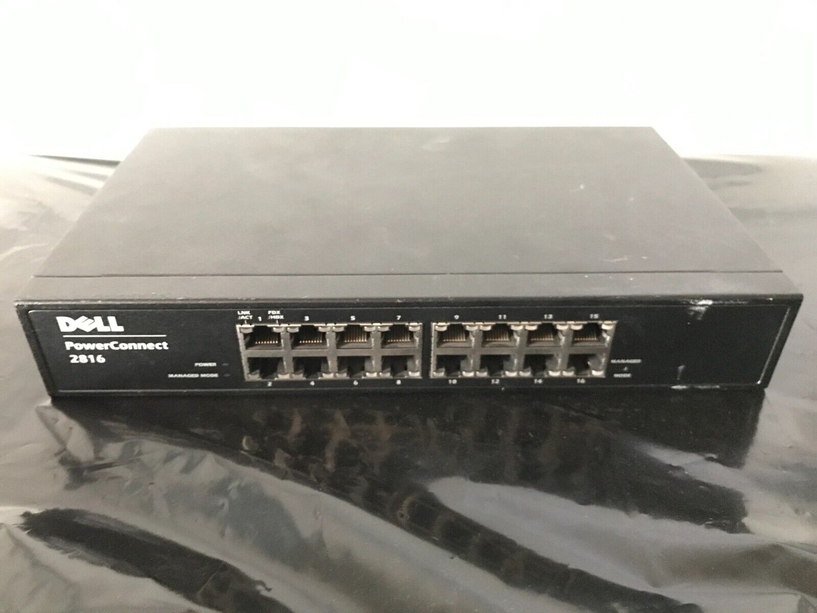 Dell PowerConnect 2816 16-Port L3 Gigabit-Switch