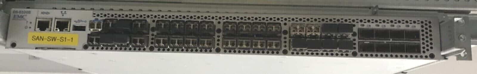 EMC-Brocade-DS-5100B-40-Port-8Gb-Fibre-Channel-Switch-INCL-SFPS-Rack-175346898331.jpg