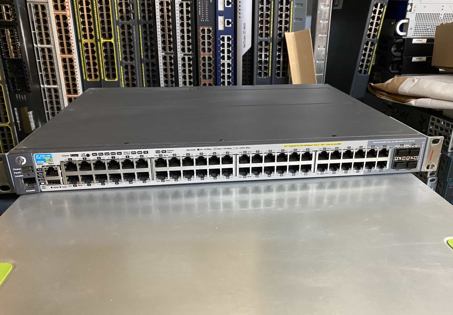 HP Switch 2920-48G-PoE+ 48p Gigabit PoE+ J9729A